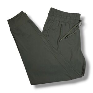 Member’s Mark Women’s Travel Joggers Olive Size Large